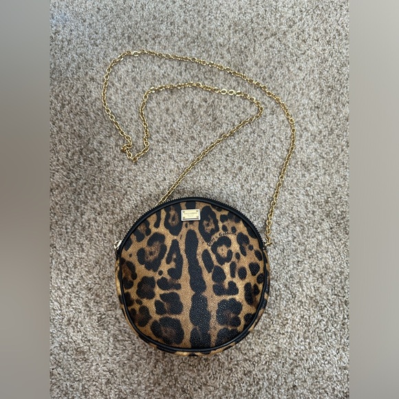 Dolce & Gabbana Handbags - Dolce & Gabbana Glam leopard print round crossbody bag excellent condition